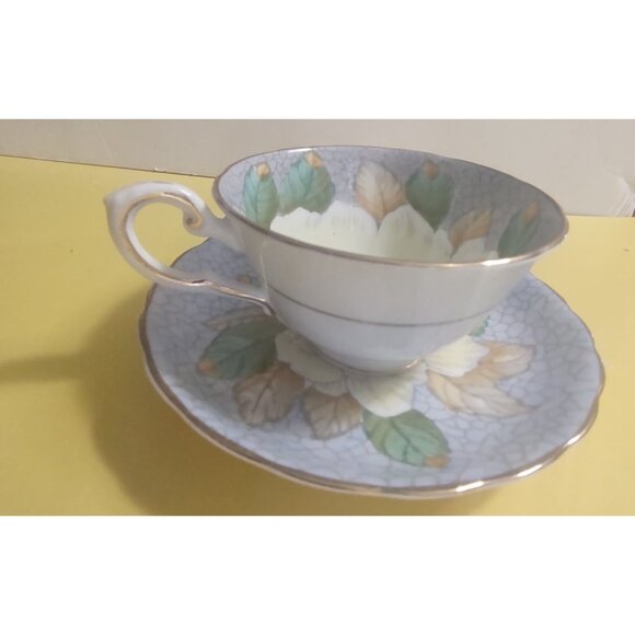 Vintage Tuscan England Gardenia Hand Painted Teacup and Saucer - Picture 4 of 14